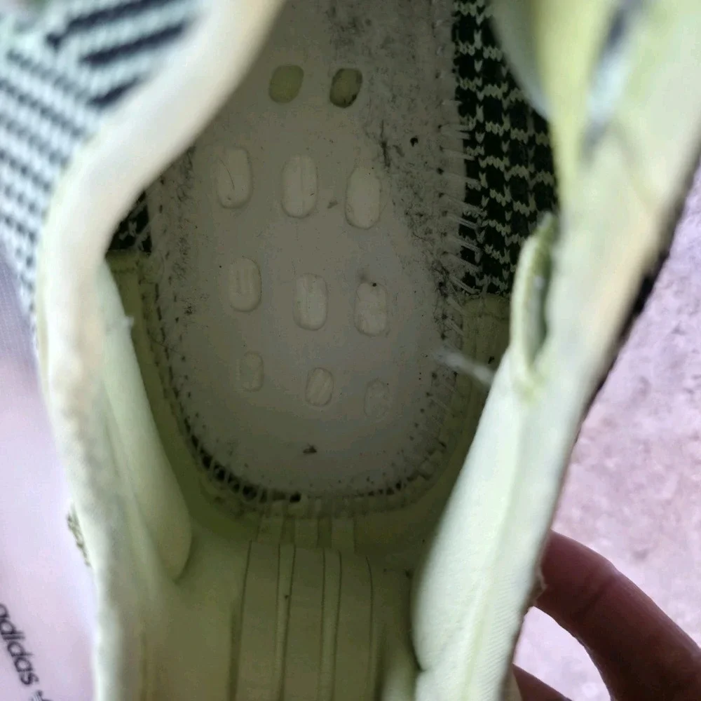 Yeezy Boost 350 V2 Yeezreel Adidas Non-Reflective Mens Size 10.5 Sneakers FW5191